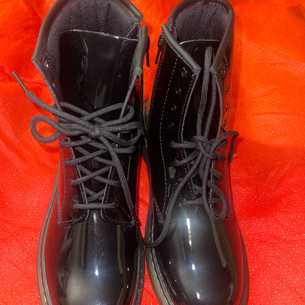 Dr Marten Boots